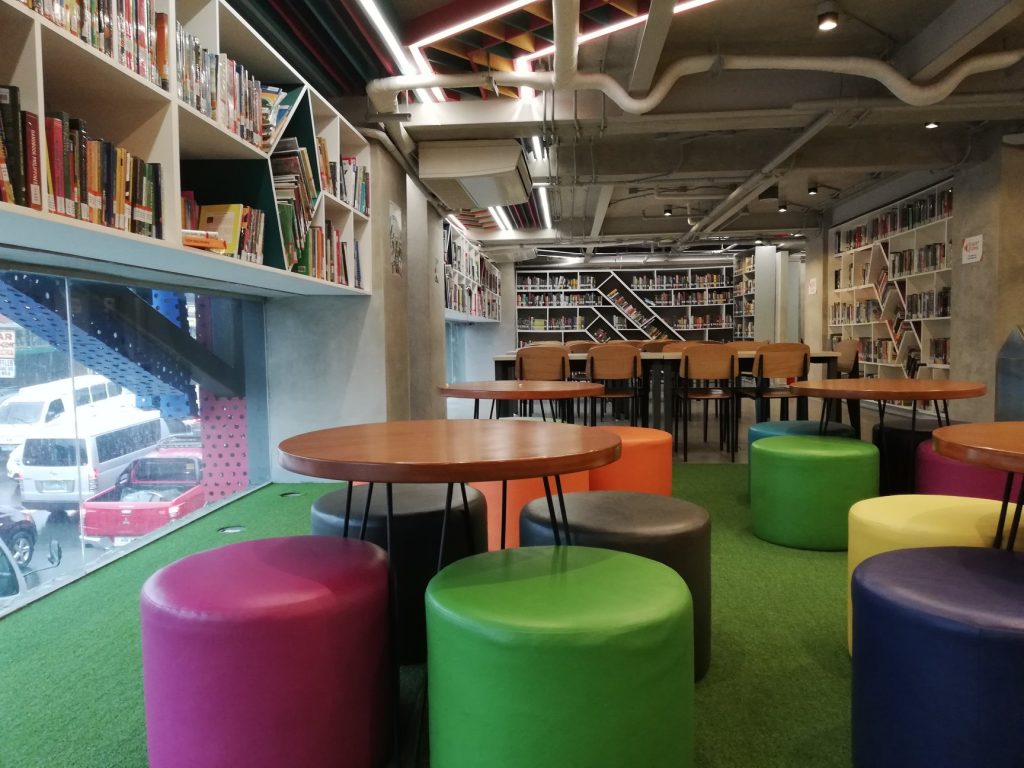 CIIT facts: They have a cozy library!